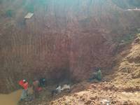 Miners panning for gold on the mining site ID 281