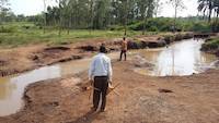 Gold prospecting on river Okame, Busia, Uganda