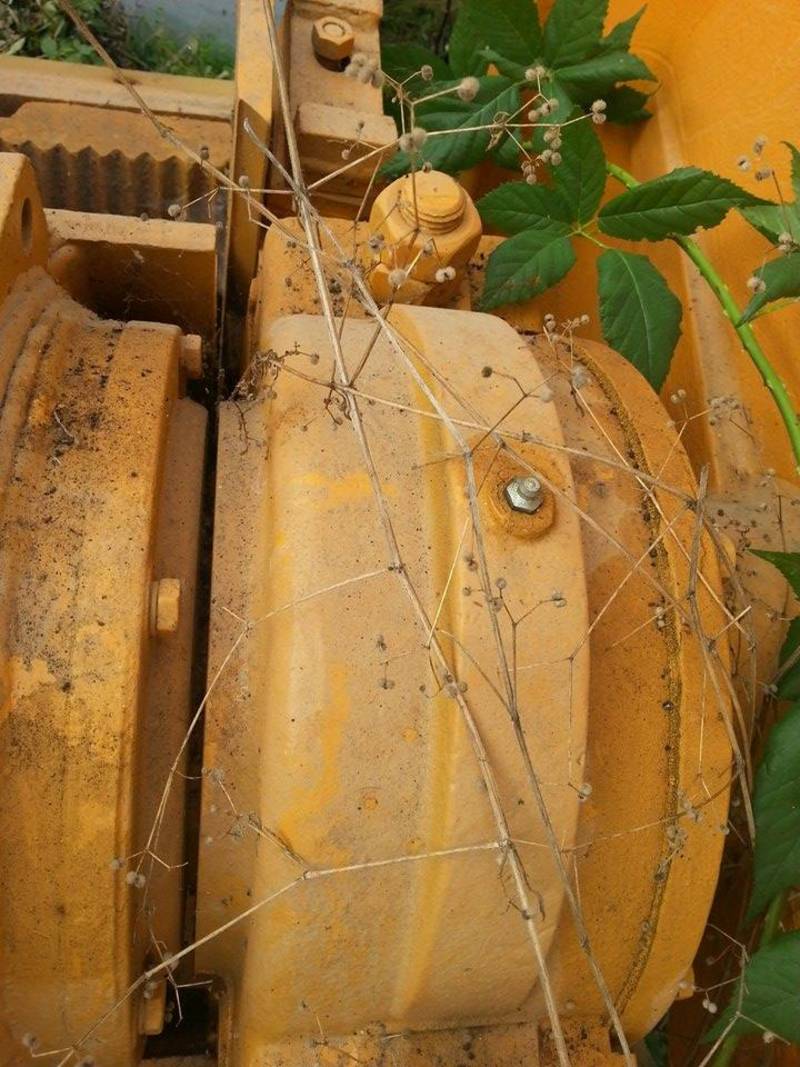 Parts of jaw crusher in good shape