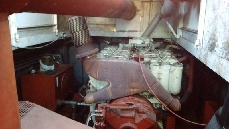 The engine in the dredge boat