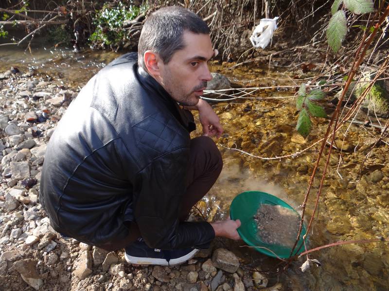 Jean Louis prospecting on stream in Posavina, Croatia