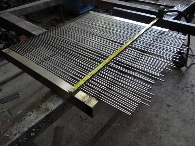 Single sluice grizzly bars in manufacture