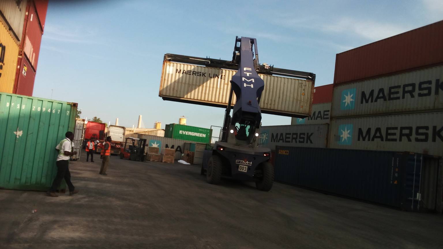 Neiring Containers Transporting the neighboring containers so that ours may be liberated
