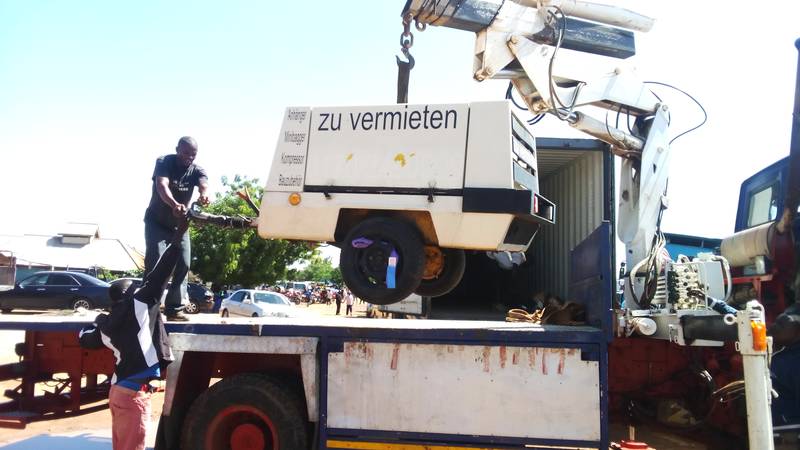 Offloading compressors one by one, total of 7 machines