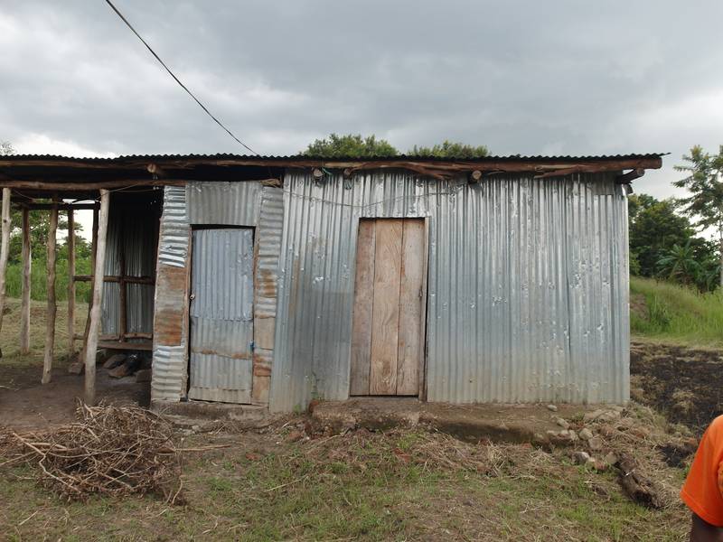 Buildings for people working on the gold cyanidation plant