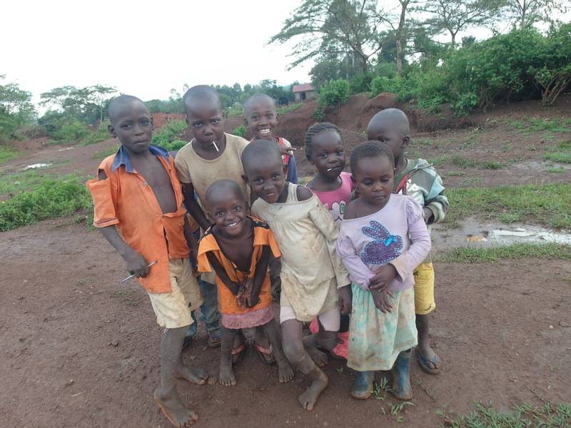 Children on the mining site