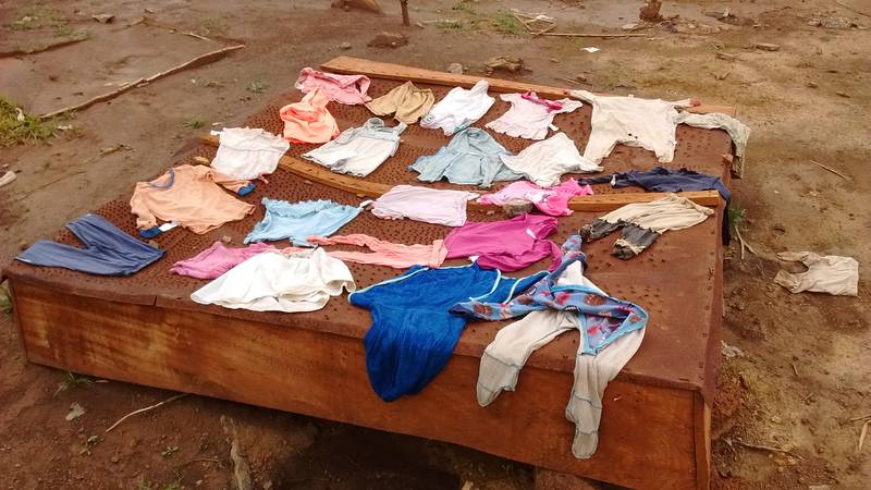 Children cloths dried on the classifying screen