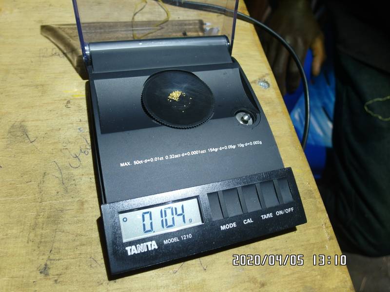 https://www.startyourowngoldmine.com/images/syogm/uganda/2020/04/2020-04-05/800/SAM_0408.JPG